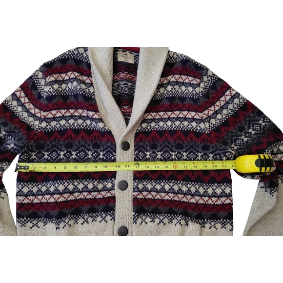 Men's Shawl Collar Cardigan with Patterned Design - Picture 2 of 7